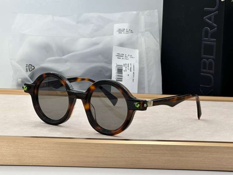 Picture of Kuboraum Sunglasses _SKUfw53592954fw